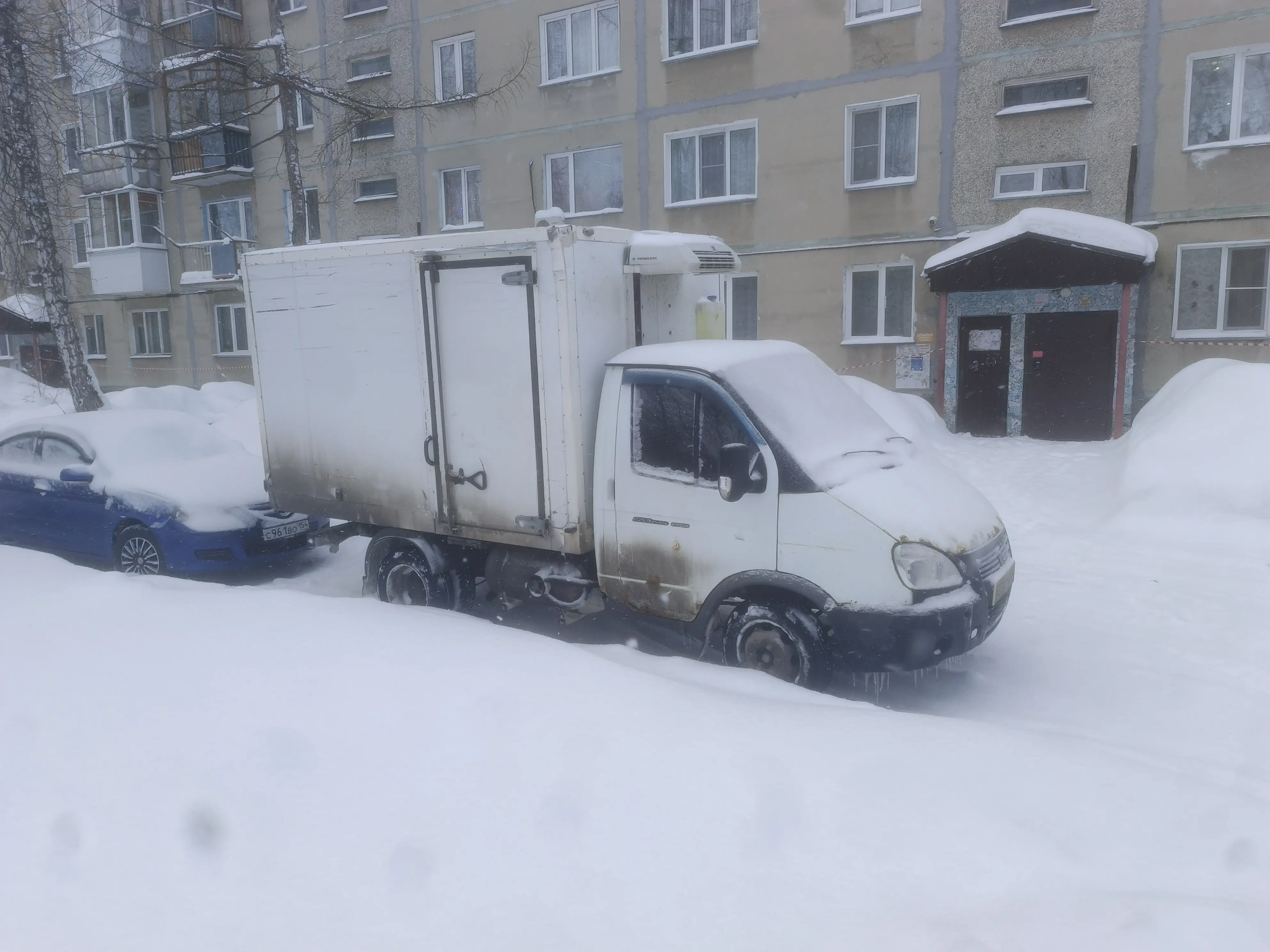 Тенты и фургоны (Газели, фуры) Новосибирск 558